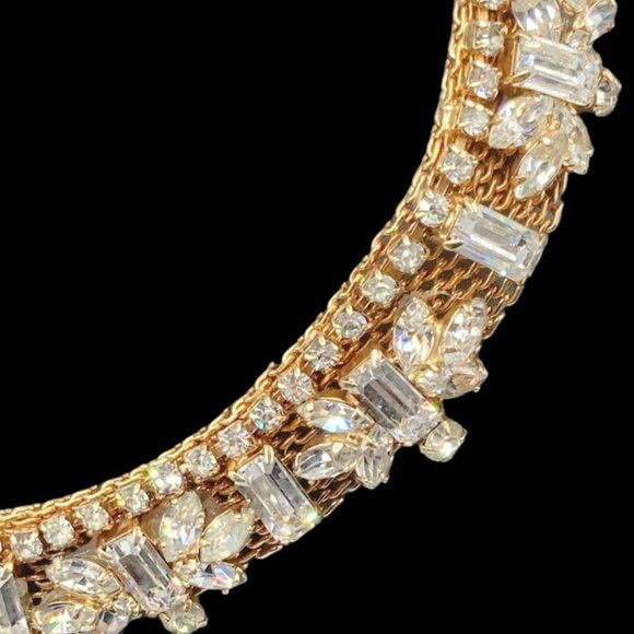 Exquisite Signed Hattie Carnegie Rhinestone Embellished Choker Necklace - Picture 5 of 6